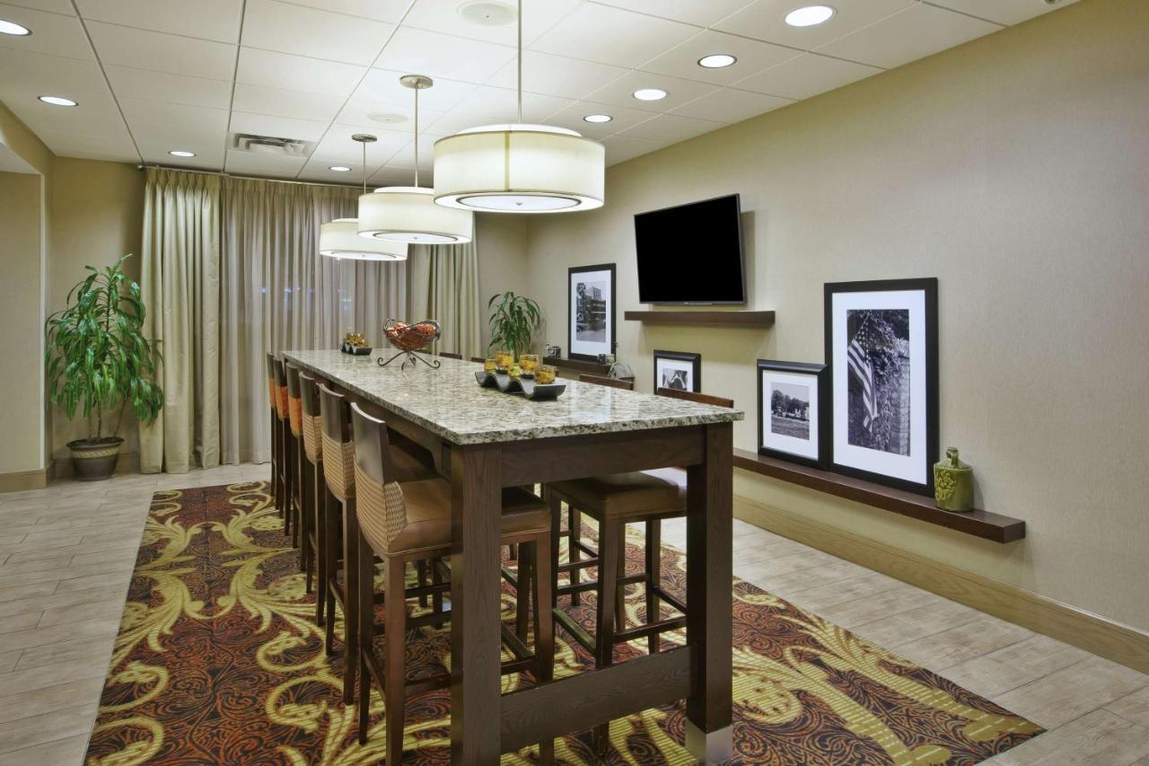 Hampton Inn Brockport מראה חיצוני תמונה