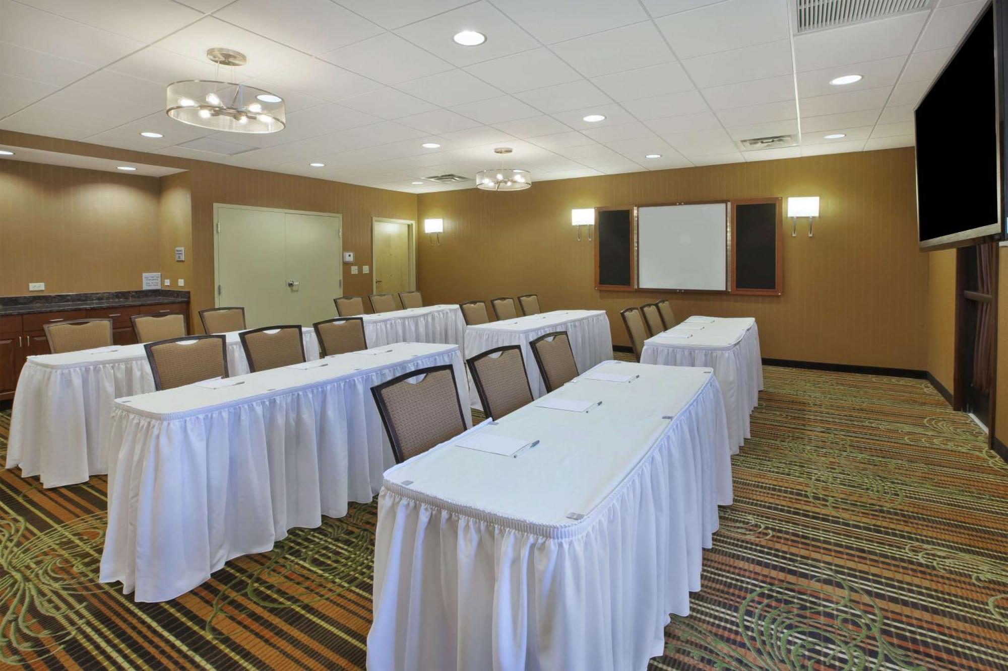 Hampton Inn Brockport מראה חיצוני תמונה